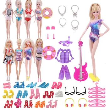40Pcs Barbies Piederumi=2Swim Gredzeni+2Headset+1Guitar+2Roller Skate+2Glasses+2Bracelets+2Earrings+10Shoes+5Swimsuits+5Hangers