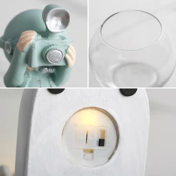 Ar LED Gaismas Pluggable Akumulatora Creative Stikla Vāze Sveķu Astronauts Diver Rotājumi Puķu Vāzes Hidroponika Desktop Mājas Dekoru