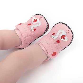 Baby Toddler kurpes PU Ādas Čības Meitenes Zēni Puses-Šūšanas Prewalker apavu Jaundzimušo Bērnu neslīdoša Zapato Bebe 23