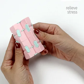 Bērniem Fidget Rotaļlietas, Magic Square Puzzle Rokai Portatīvo Viegls Stress Atslodzes Atspiest Deformācijas Fidget Cubo Klāt
