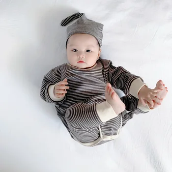Bērnu Apģērbu Komplekts Svītrainām Bodysuits Bikses, Zeķes Un Cepure 3 Gab Baby Girl Apģērbu Tērpiem Kokvilnas Toddler Zēnu Apģērba Uzvalks