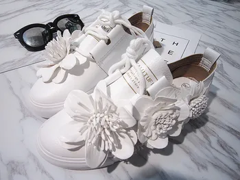 Jaunas Vasaras ziedu ikdienas apavi jūra simti modes pedāli slinks kurpes sieviešu jostas korejiešu versiju Mazi, balti apavi