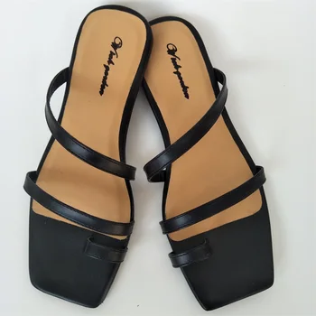 Sieviešu Vasaras Modes Sandales Šaurā Joslā Vintage Laukumā Pirksta Sprādze Siksna Gadījuma Sieviešu boho T-siksna Tupele Dāma Tupele apavi