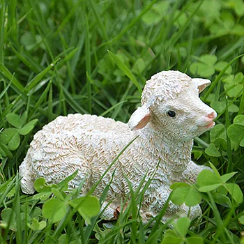 Sveķu mini dzīvnieku mākslīgo aitas modelis rotājumi Miniatūras darbvirsmas amatniecības mikro ainavu skulptūru DIY dārza dekorēšana a0088