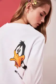Trendyol Daffy Duck Licencēts Iespiesti Trikotāžas Krekls TWOAW21SW0508