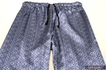 Vasaras vīriešu modes zaudēt v-veida kakla satīna mīkstu auduma svītru pidžamas komplekts moderns vīriešu krāsu plānas lounge sleepwear elegants guļamistabas komplekts