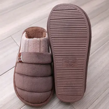 Ziemas iekštelpu čības par vīriešu siltā plīša apavi, vīriešu apavi ir 2021. modes kokvilnas auduma čības cilvēks pūkains apavi